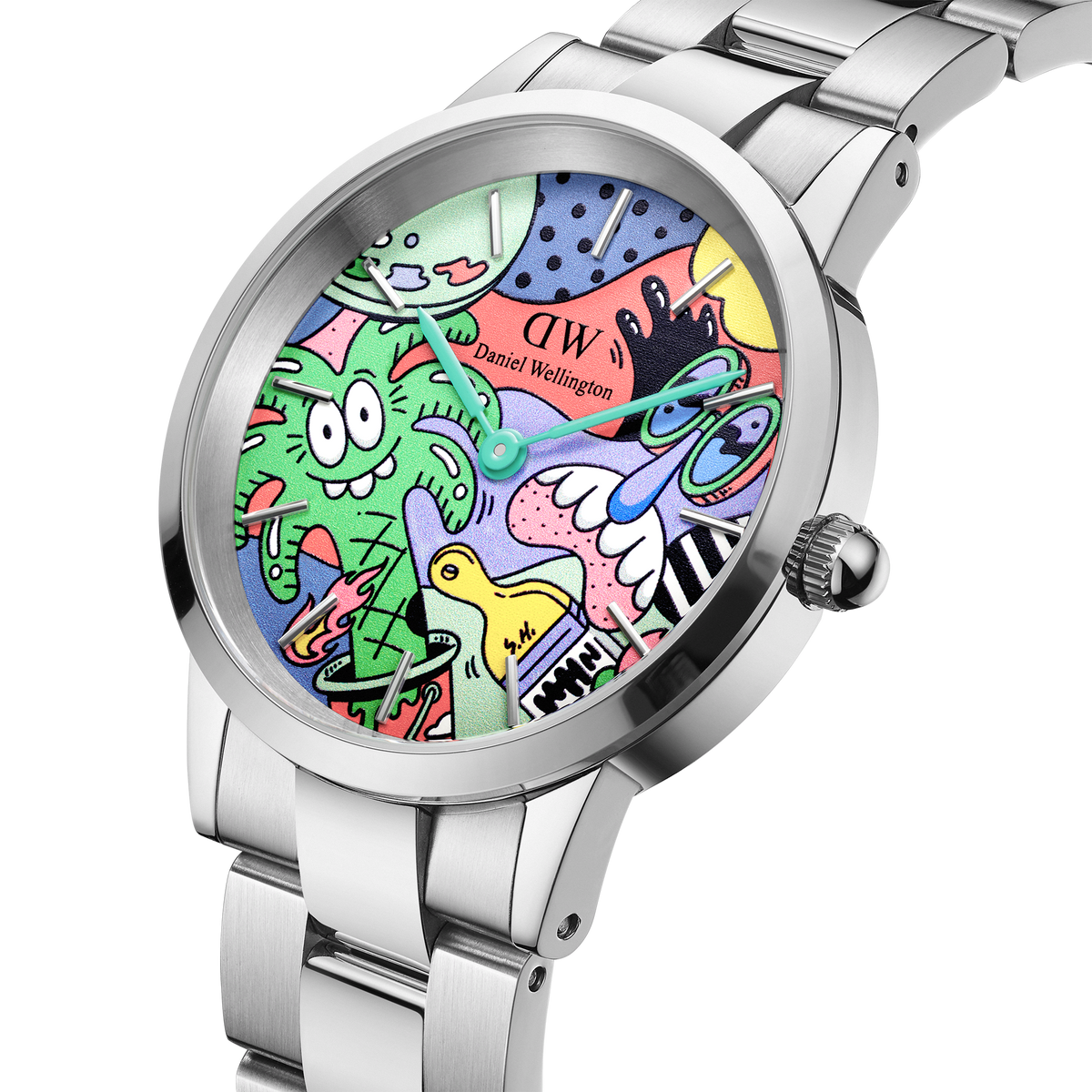 Steven Harrington x Daniel WellingtonのIconic Link Multicolor Silverをクローズアップした文字盤。グリーンやピンク、ブルー、イエローなど鮮やかな色使いで描かれたポップなキャラクターが文字盤全体を彩り、ミントグリーンの時分針とシルバーのバーインデックスがアートワークを引き立てるデザインです。