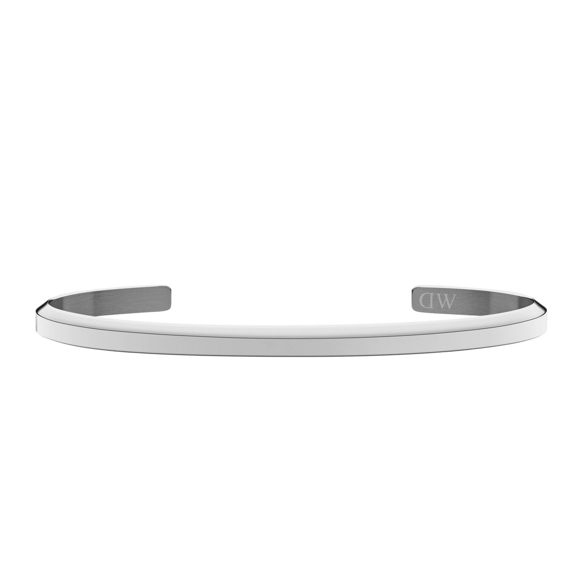 Daniel Wellington Classic Braceletは、シルバーのオープンカフデザインを採用したミニマルなブレスレットです。ポリッシュ仕上げのステンレススチール素材で、内側にはブランドロゴが刻印されています。