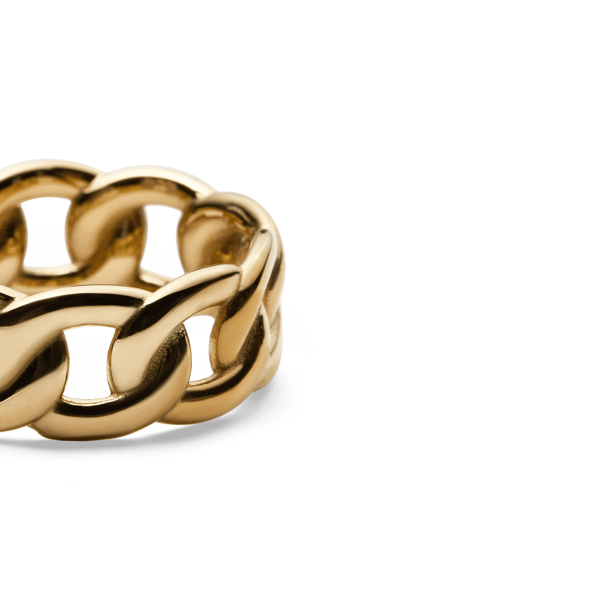 Daniel Wellington Chunky Chain Ring Goldのクローズアップ画像です。滑らかに絡み合うリンクの曲線美や、光を受けて陰影を描くポリッシュゴールドの質感がご覧いただけます。
