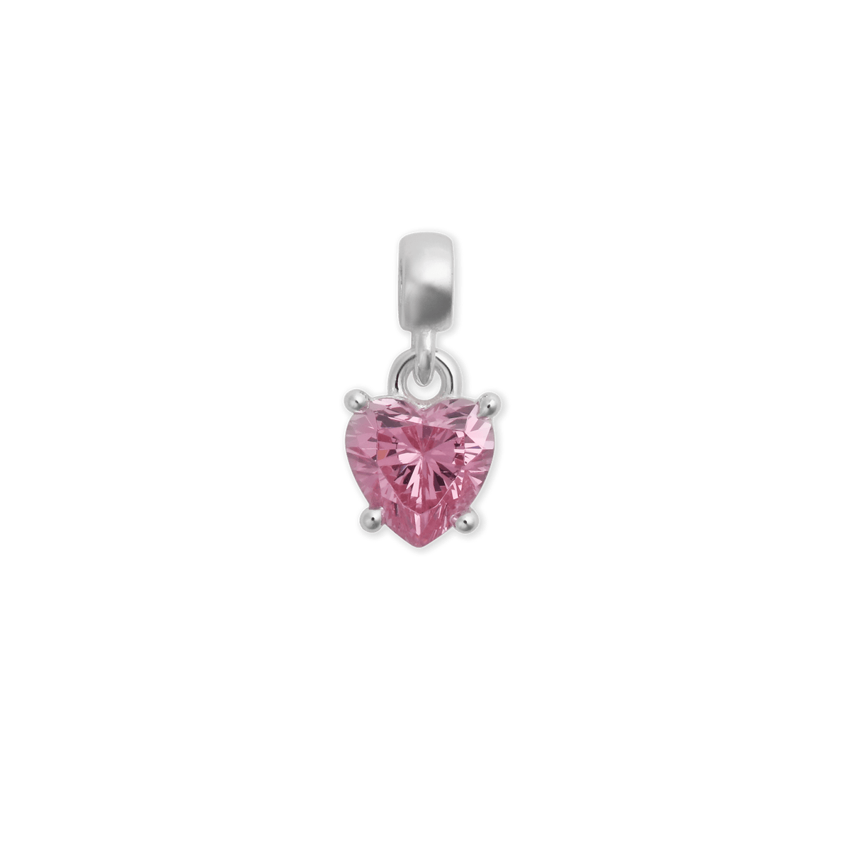 Daniel WellingtonのCharm Heart Crystal Pinkは、ピンクのハート型キュービックジルコニアをシルバーの爪留めでセットした小ぶりなチャームです。ファセットカットが光を受けて繊細に輝き、白い背景に美しく映えます。
