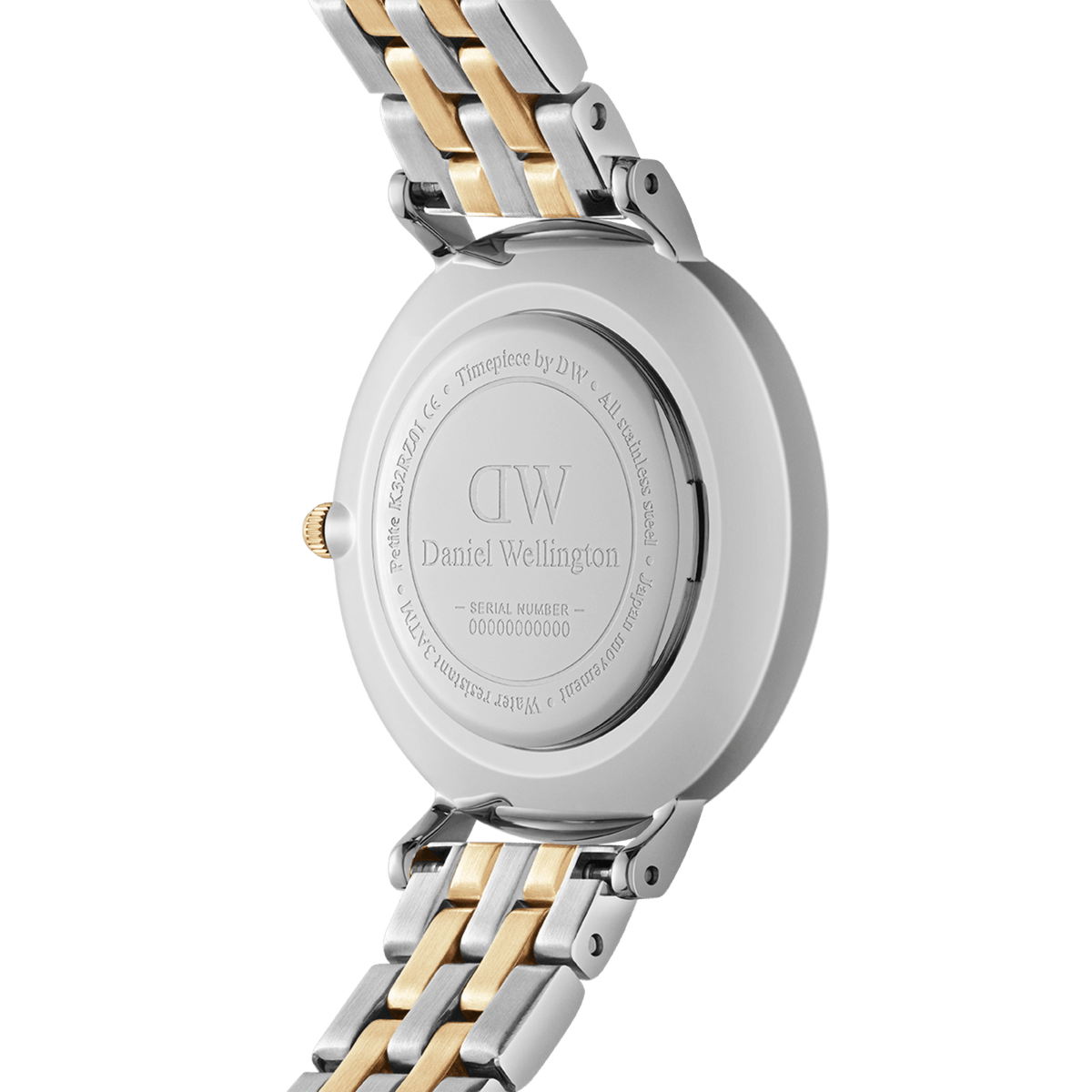 Petite Lumine Bezel 5-Link Two-Tone MOPの裏蓋側を撮影した画像です。ステンレススチール製のケースバックにはDaniel Wellingtonのロゴとシリアルナンバーが刻印されており、ゴールドのリューズとシルバー・ゴールドのツートーン5リンクブレスレットのディテールが確認できます。