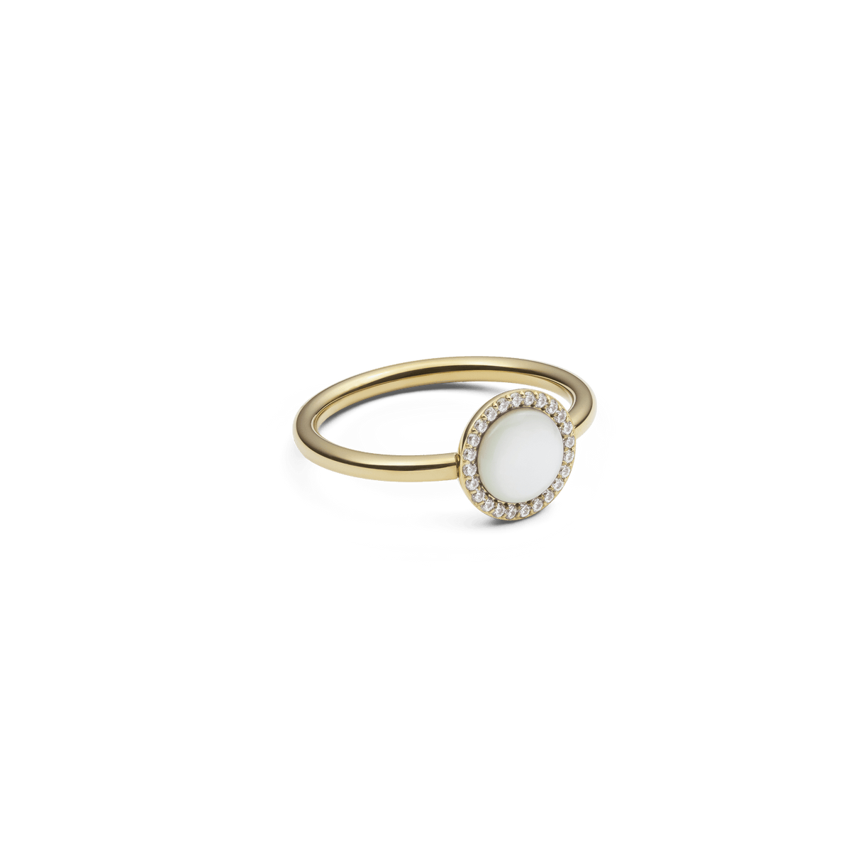 ダニエルウェリントン Audrey Ring Mother of Pearl Goldを斜め上から撮影した商品画像です。細身のゴールドリングとふっくらとしたドーム型のマザーオブパールが生み出す立体感、そして周囲を彩るキュービックジルコニアの繊細な輝きがお楽しみいただけます。