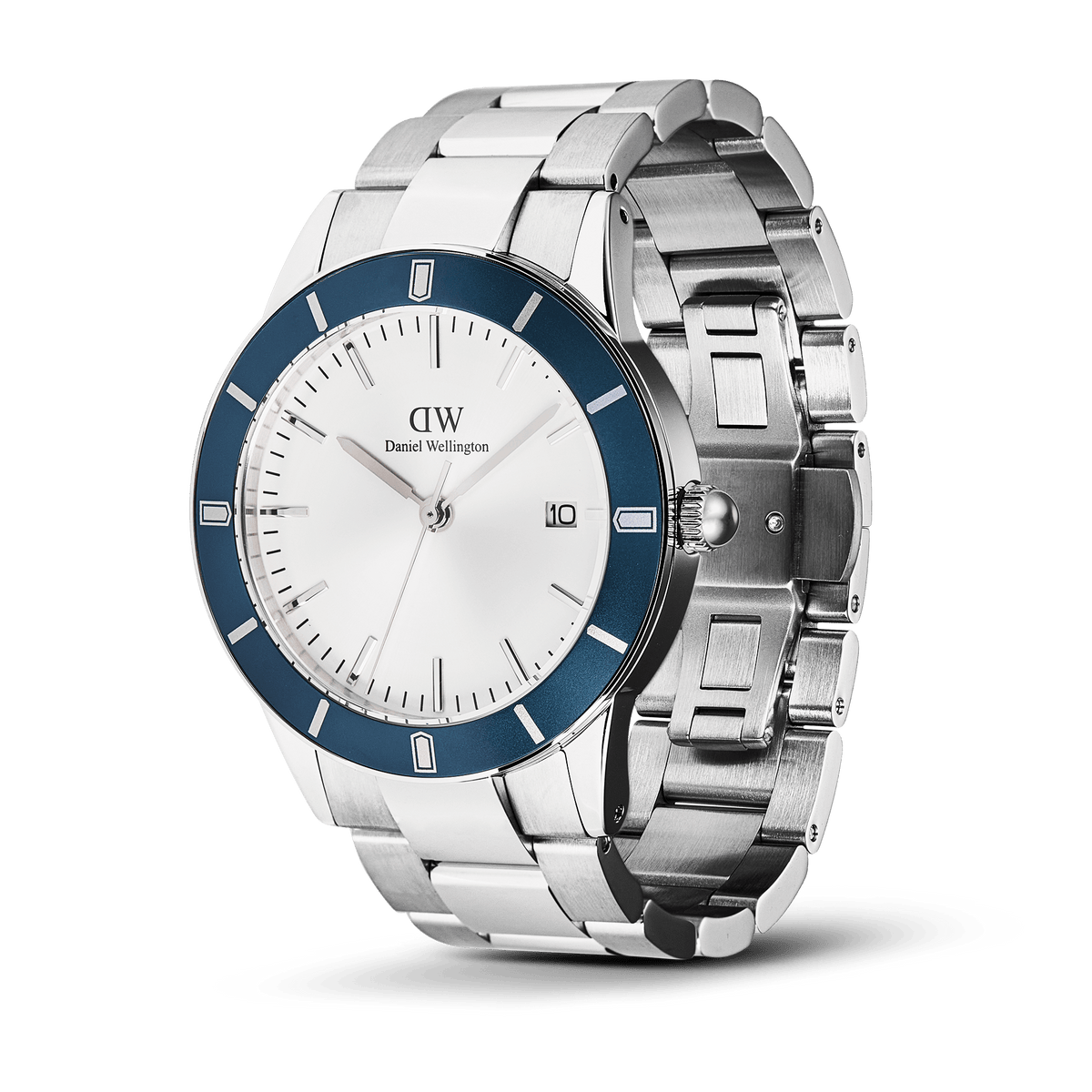 Iconic Paradigma Link Blue Bezel Silverを斜めから捉えたクローズアップ画像です。マットサテン仕上げのブルーベゼルからダイヤルにかけてのインデックスの立体感や、ブラッシュド仕上げの3リンクブレスレットの質感、リューズの細部まで確認できます。