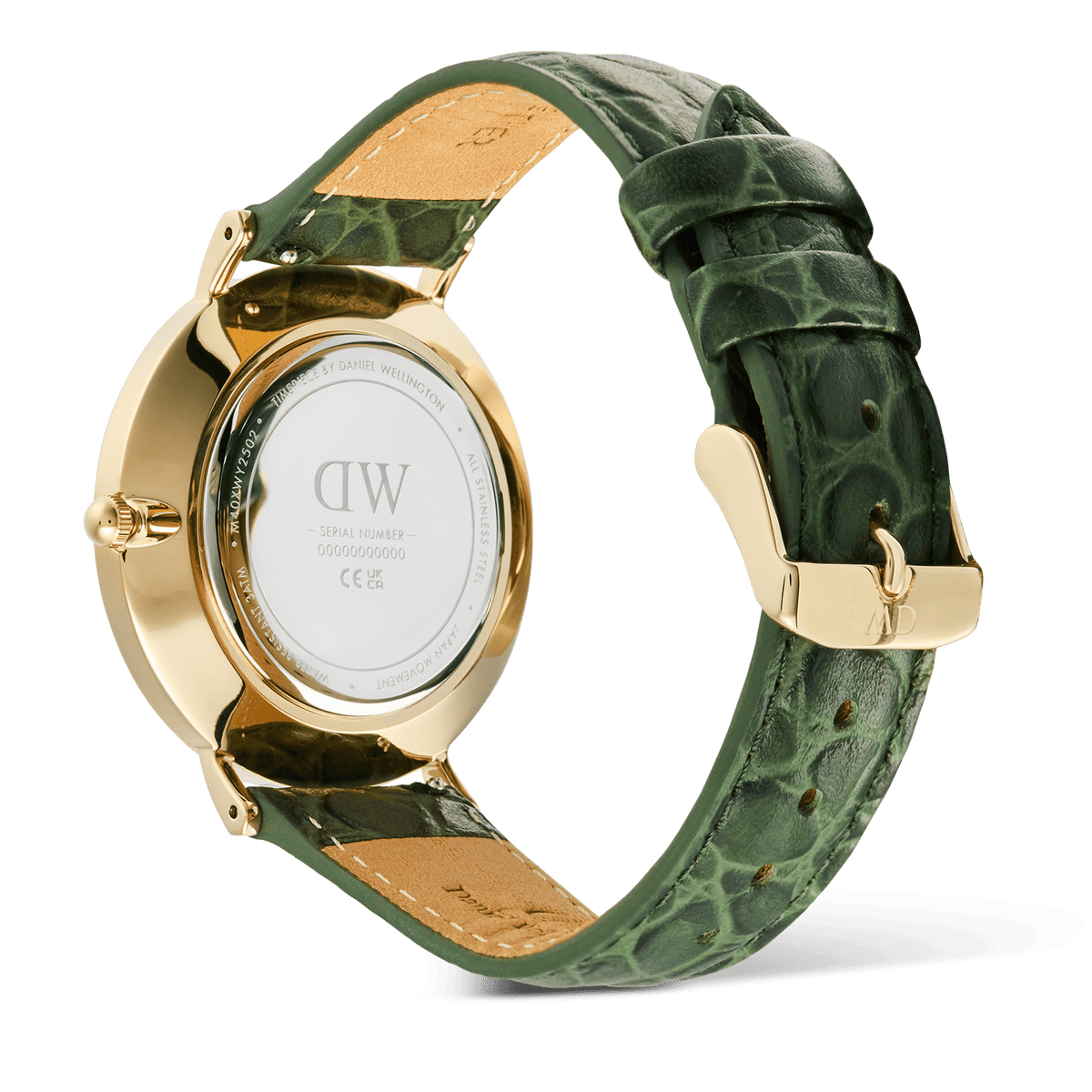 Classic Roman Numerals Date Dark Green Croc Belly Goldを裏蓋側から撮影した画像です。ポリッシュ仕上げのゴールドケースの裏蓋には、Daniel Wellingtonのロゴとシリアルナンバーが刻印されています。また、ダークグリーンのクロコベリーレザーストラップの裏面にはキャメルカラーが施され、ゴールドのピンバックルも確認できます。