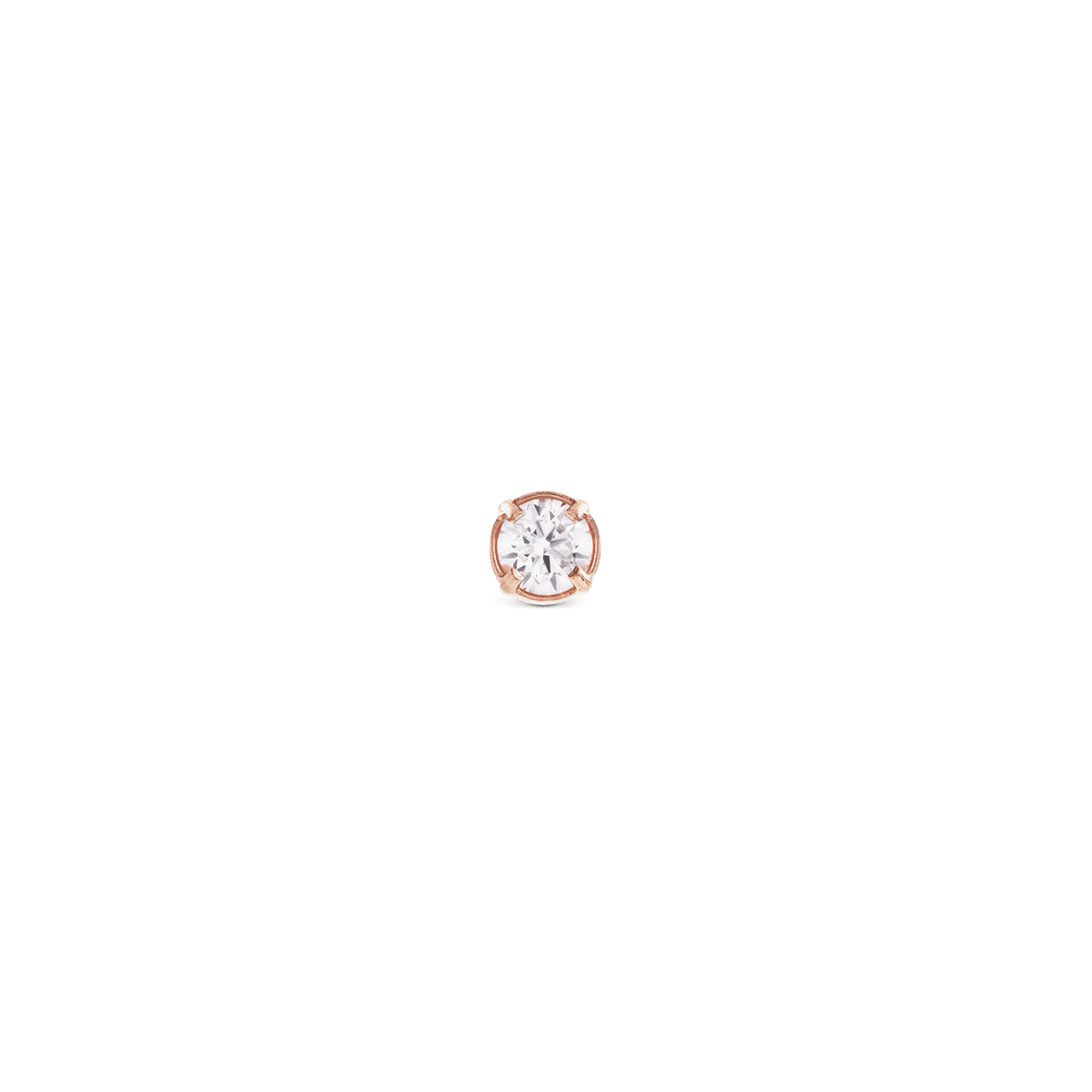 ダニエルウェリントン Crystal Stud ローズゴールドピアスの正面クローズアップ。ローズゴールドの爪留めにセットされたキュービックジルコニアが、透明感のある輝きを放つ一粒スタッドピアスです。
