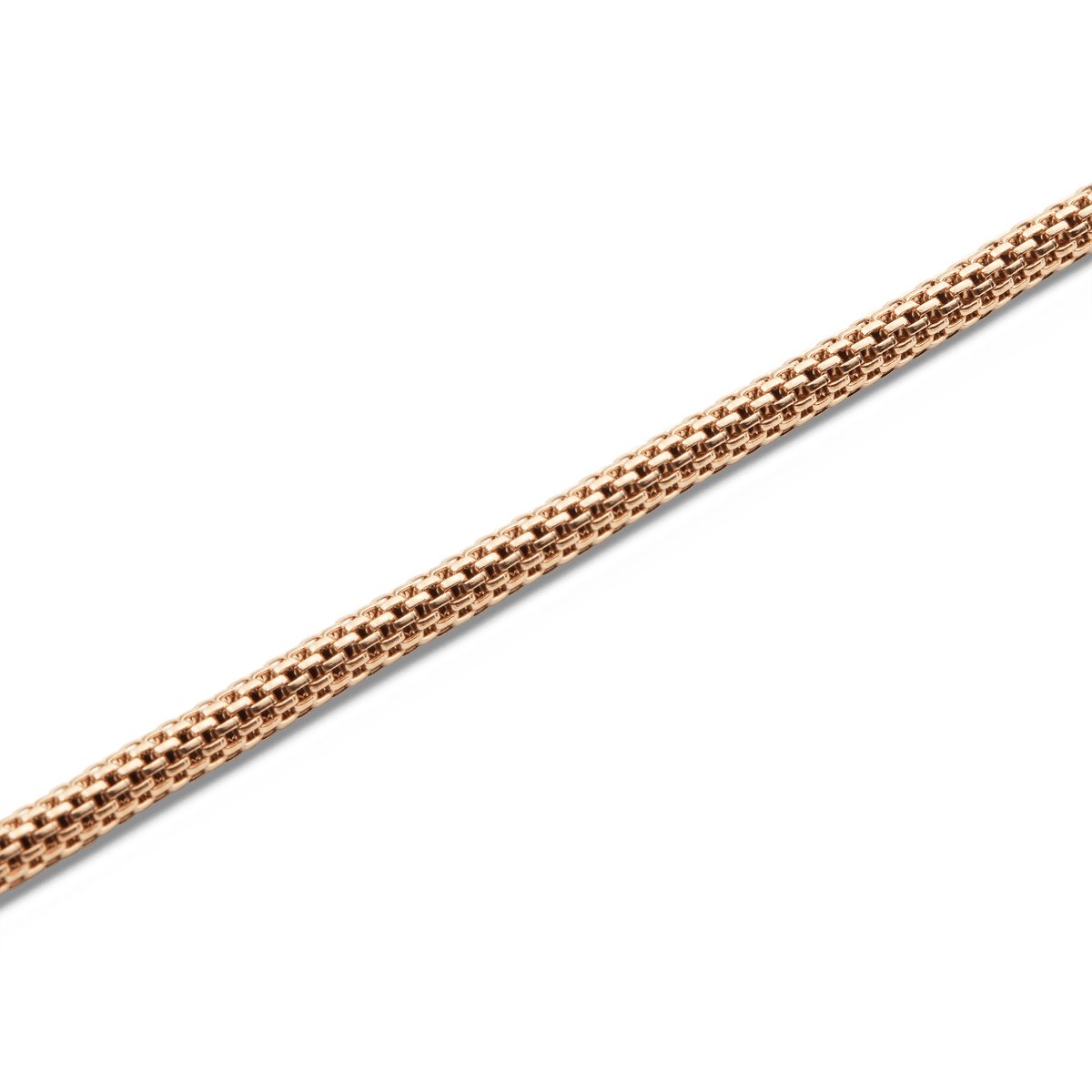 Tide Mesh Necklace Rose Gold 2.8のメッシュチェーン部分を拡大したディテール画像です。ローズゴールドのPVDメッキが施された2.8mm幅の編み目は、精巧な作りが特徴で、光の当たり方によって繊細な陰影が生まれます。