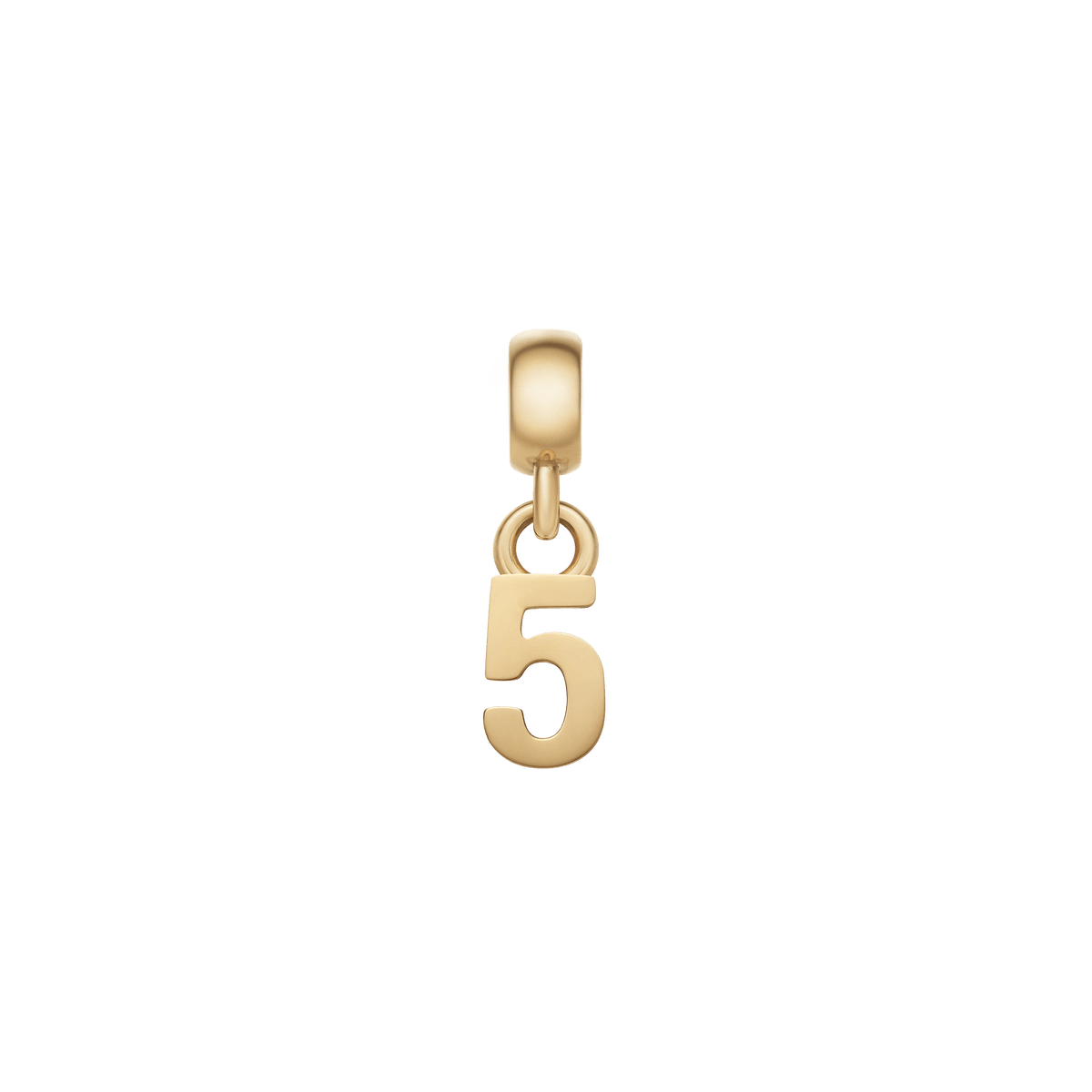 数字の「5」をモチーフにしたDaniel Wellington Number Charm Goldの正面画像です。光沢のあるゴールドメッキのポリッシュ仕上げと、ベイル部分の丸みを帯びたフォルムが確認できます。