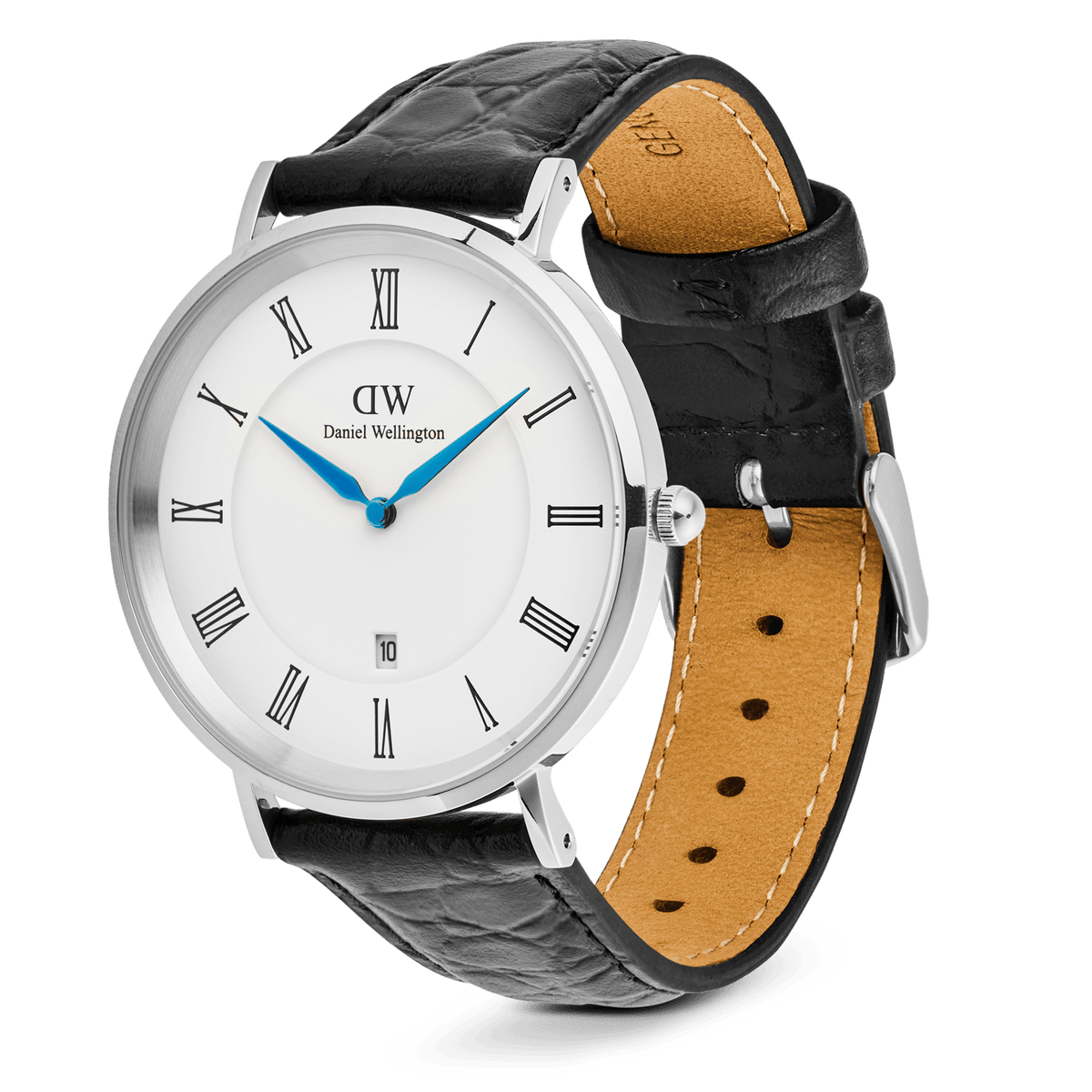クラシックなローマン数字と日付表示を採用した「Classic Roman Numerals Date Black Croc Belly Silver」を斜めから捉えた製品写真です。ポリッシュ仕上げのシルバーケースとブラッククロコダイルレザーストラップの裏面には、キャメルカラーのライニングとステッチが施されており、ピンバックルの細部まで確認できます。