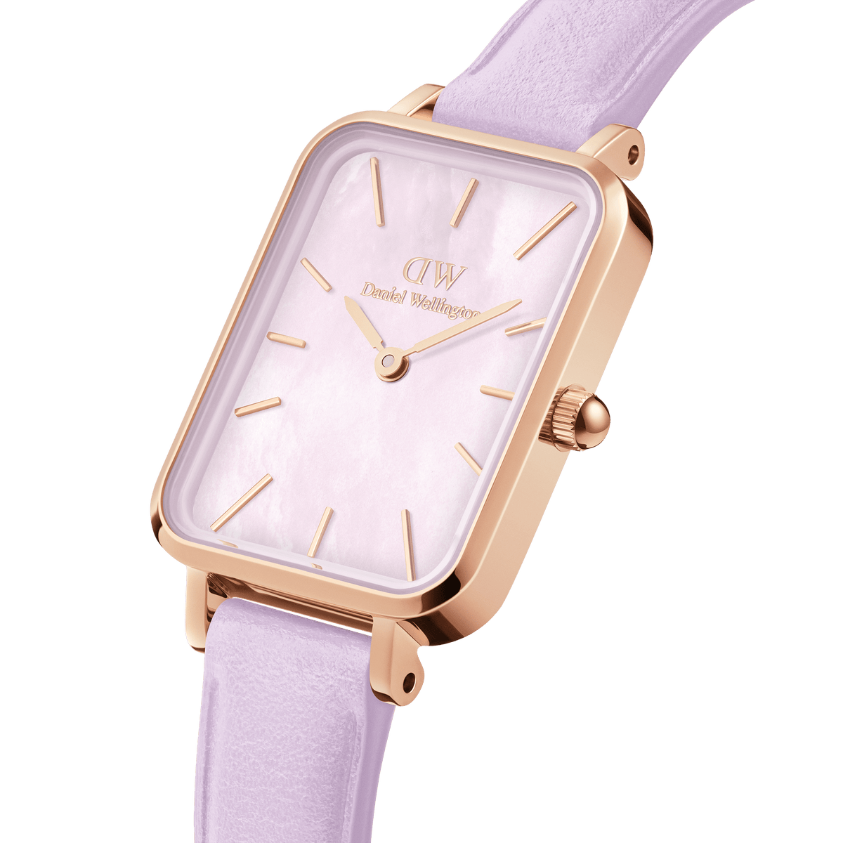 Quadro Lavender MOP Rose Goldの文字盤をクローズアップ。天然マザーオブパールが光を受けて淡い紫からピンクへと移り変わる繊細な色合いと、ローズゴールドのバーインデックスや針のディテールが際立ちます。