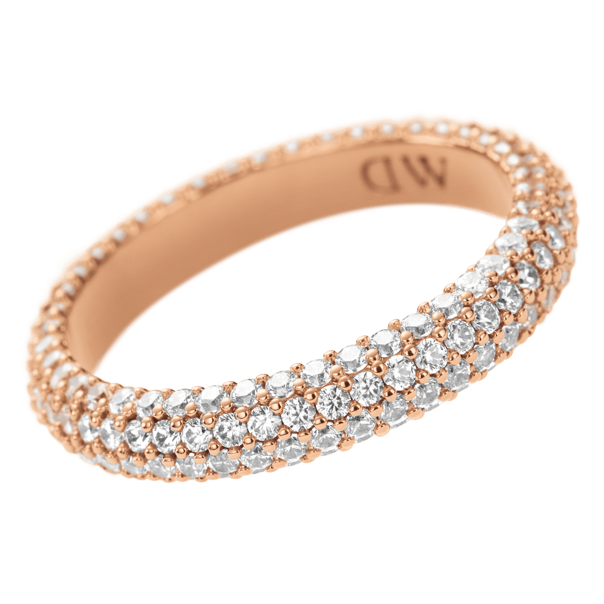 Daniel Wellington Pavé Crystal Ring Rose Goldの正面クローズアップ写真です。ドーム型のリングに三列に敷き詰められたCZクリスタルが光を反射し、内側の滑らかなローズゴールドが映える角度で撮影しています。