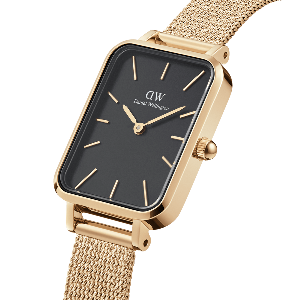 Quadro Pressed Evergold Black Goldをクローズアップした画像です。ブラックの文字盤にゴールドのバーインデックスと針が映え、プレス加工を施したゴールドメッシュストラップの細部まで確認できます。
