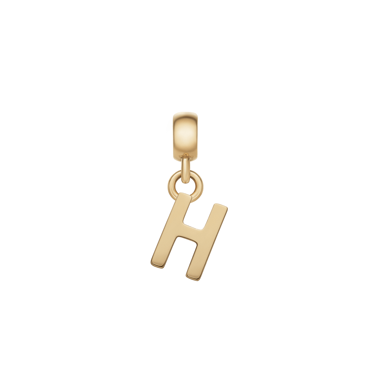 Daniel Wellingtonのレターチャーム「H」です。艶やかなゴールドカラーが白い背景に映え、ベイルと小さなリングを通してチェーンに取り付けられるデザインとなっています。