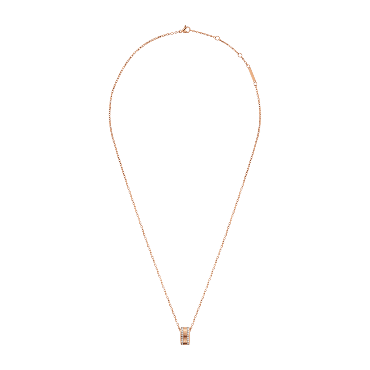 Elan Lumine Necklace ローズゴールドの全体画像です。白い背景にチェーンの全長と、クリスタルがあしらわれたリング型のペンダントが映し出されています。留め具付近にはブランドプレートも添えられております。