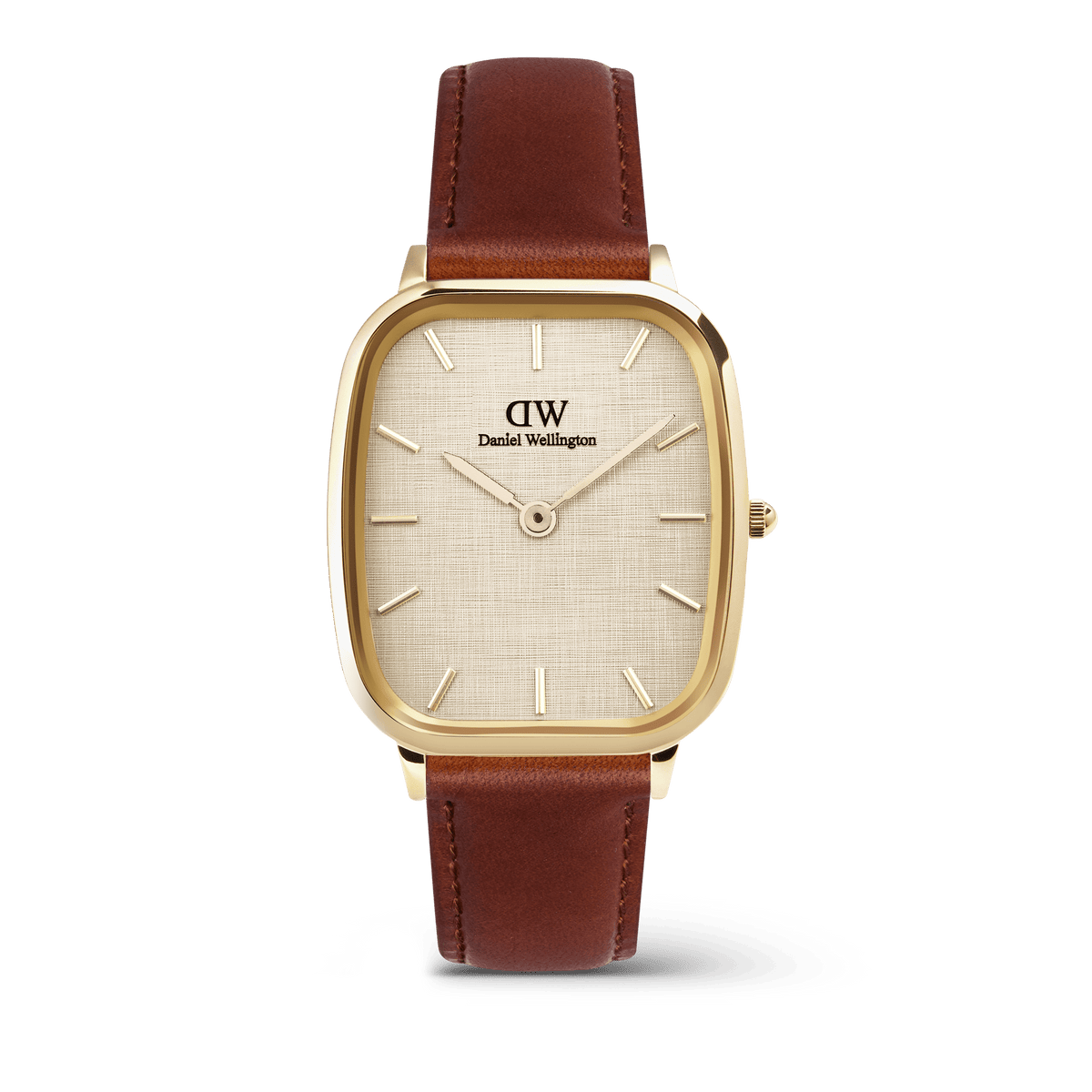 Daniel WellingtonのMarlon St Mawes Linen Goldを正面から撮影した画像です。丸みを帯びたクッションケースにゴールドの仕上げを施し、リネン織りのテクスチャーが特徴的なダイヤルとブラウンのレザーストラップを組み合わせた、ヴィンテージ感あふれる腕時計です。