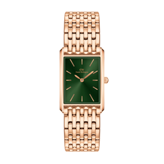 Daniel Wellington Bound 9-Link Emerald Sunrayの正面画像です。ローズゴールドの長方形ケースにエメラルドグリーンのサンレイダイヤル、9リンクのローズゴールドブレスレットが一体感のあるシルエットを描いています。