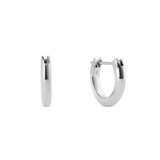 ダニエルウェリントンのArch Earrings Silver 9mmを白背景で正面と側面から撮影した商品画像です。ポリッシュ加工のシルバーが滑らかに光を反射し、丸みを帯びたアーチ型のフープとピンクの留め具部分がはっきりと確認できます。