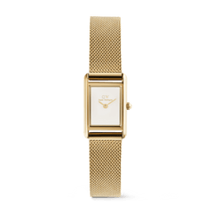 Daniel WellingtonのBound Mini Evergoldは、ゴールドのポリッシュ仕上げが美しいレクタンギュラーケースを採用したミニサイズの腕時計です。インデックスのないホワイト文字盤と、細やかな織り目が上品なゴールドメッシュストラップが特徴です。