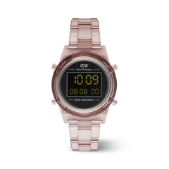 ダニエルウェリントン Retro Digital Dark Pinkを白背景で正面から撮影した全体画像です。スモーキーピンクの半透明素材がケースからリンクブレスレットまで一体感のあるデザインで、ブラックの文字盤にはデュアルタイムや曜日、デジタルクロノグラフの表示がはっきりと映し出されています。