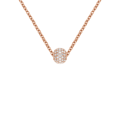 ローズゴールドのチェーンに通したPavé Orb White Crystal Charmのスタイリング例です。ホワイトクリスタルを贅沢にあしらったコンパクトなオーブ型チャームが、ネックレスのペンダントトップとして上品に輝きます。