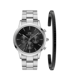 Daniel WellingtonのIconic Chronograph Onyxは、シルバーケースにブラックサンレイダイヤルとシルバーリンクストラップを組み合わせたクロノグラフモデルと、ブランドロゴが刻印されたブラックのClassic Braceletがセットになったギフトアイテムです。