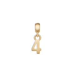 Daniel WellingtonのNumber Charm Goldは、数字「4」をモチーフにしたパーソナルチャームです。ゴールドカラーのステンレススチール製で、滑らかなベイルと丸カンで数字が繋がるミニマルなデザインが特徴です。