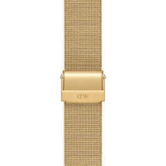 Smartwatch Strap Mesh Goldのクラスプ部分をクローズアップした画像です。ヘアライン仕上げのゴールドカラーのバックルにはDaniel Wellingtonのロゴが刻印されており、緻密に編み込まれたメッシュの質感が際立っています。