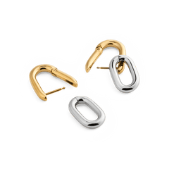 コンストラスト リンク イヤリング Two Tone Goldのパーツ構成を示した写真です。ゴールドのトップリンクとシルバーのボトムリンクを連結した状態と、それぞれを分離した状態を白背景で並べて撮影しています。着脱可能な2ウェイ仕様の仕組みが分かりやすくなっています。