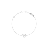おうし座をモチーフにしたCrystal Zodiac Chain Bracelet Silverの全体像です。白い背景に繊細なシルバーチェーンが円を描き、中央にはキュービックジルコニアであしらった牡牛座のシンボルチャームが配置されています。上部にはロブスタークラスプやアジャスターリング、ブランドプレートが確認できます。