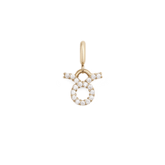 ダニエルウェリントンのZodiac Watch Charm Goldは、牡牛座をモチーフにしたゴールドカラーのチャームです。ステンレススチールにキュービックジルコニアをあしらい、星座の魅力を引き立てています。