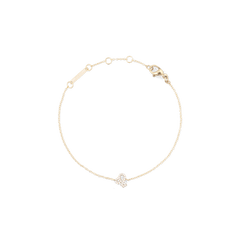 白背景に配置したCrystal Zodiac Chain Bracelet Gold（獅子座モデル）の全体画像です。細身のゴールドチェーンの下部には、クリスタルでデザインされた獅子座のシンボルが小さく輝いています。上部にはブランドプレートやアジャスターリング、ロブスタークラスプが確認できます。
