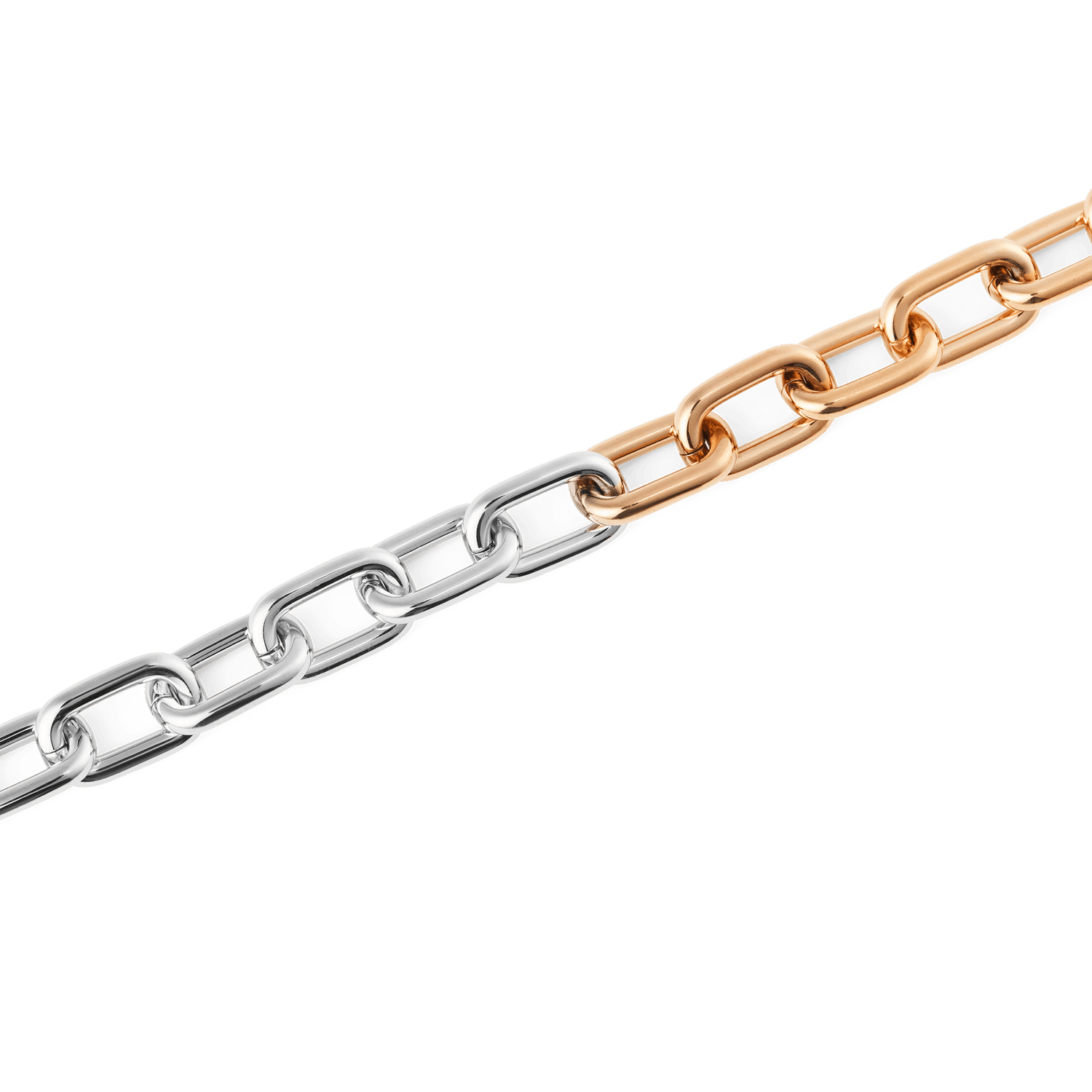 Contrast Link Necklaceのチェーン部分を斜めから捉えたディテール写真です。シルバーとローズゴールドのリンクが連なるデザインで、ポリッシュ仕上げによる光沢の違いが際立ちます。