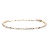 ダニエルウェリントン Classic Tennis Braceletのローズゴールドモデルです。キュービックジルコニアが一列に輝き、アジャスターチェーンとロブスタークラスプのディテールが際立つデザインとなっています。