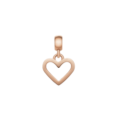 ダニエルウェリントン Heart Contour Charmのローズゴールド単体画像。オープンハートのシルエットをあしらった小ぶりなチャームで、ポリッシュ仕上げが上品な輝きを添えます。上部にはベイルが付いています。