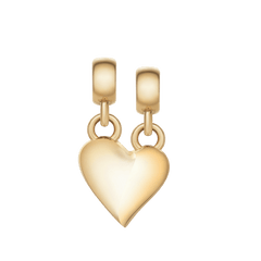Daniel WellingtonのBroken Heart Charm Goldを2ピース組み合わせた状態です。ポリッシュ仕上げのゴールドカラーが上品な光沢を放ち、それぞれのピースにはチェーン用コネクターが付いたハート型チャームです。
