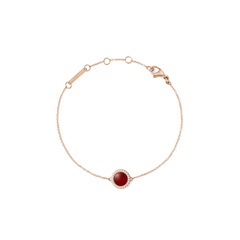 Daniel Wellington Audrey Bracelet Red Agathe Rose Goldは、ローズゴールドの細身チェーンの中央に、ホワイトキュービックジルコニアで縁取られた深紅の天然石アゲートをあしらったブレスレットです。