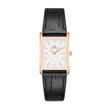 Daniel Wellington Bound Black Crocodile Rose Goldの正面画像です。ローズゴールドの長方形ケースにホワイト文字盤、ローズゴールドのバーインデックスと針、そしてブラックのクロコダイル型押しレザーストラップを合わせた上品なデザインです。