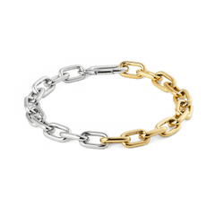 ダニエルウェリントンのContrast Link Braceletを単体で撮影したツートーンゴールドの写真です。シルバーとイエローゴールドのポリッシュ仕上げリンクがハーフ＆ハーフに連なり、白い背景の上で二つのトーンのコントラストが際立っています。