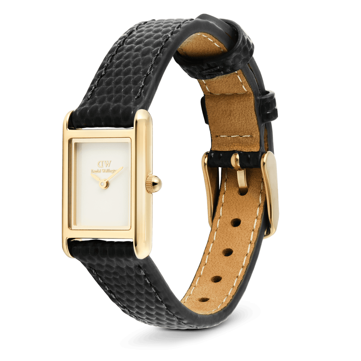 Bound Mini Black Lizard Goldを斜めから撮影した画像です。ゴールドのピンバックルや、ストラップ裏面のナチュラルレザー、ホワイトステッチの細部まで確認できます。また、リザード型押しによる立体的な鱗模様の質感も伝わる仕上がりです。