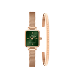 Daniel WellingtonのQuadro Mini Melroseは、エメラルドグリーンダイヤルとローズゴールドメッシュストラップの組み合わせが上品な腕時計です。ブランドロゴが刻印されたローズゴールドのClassic Braceletをセットにしたギフト仕様となっております。