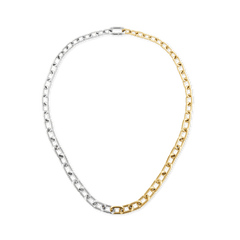 Daniel Wellington Contrast Link Necklace Two Tone Goldの全体像です。シルバーとイエローゴールドのポリッシュ仕上げが半分ずつ連なる、構築的なチェーンデザインとなっています。白い背景に円を描くように配置されています。