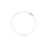 てんびん座のクリスタルモチーフをあしらったCrystal Zodiac Chain Bracelet Rose Goldの全体画像です。白い背景にローズゴールドのチェーンを丸く広げ、下部中央には小さな天秤のシンボルが繊細に輝いています。