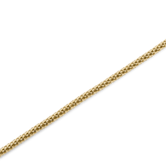 Tide Mesh Bracelet Evergold 1.8のチェーン部分を拡大した画像です。幅1.8mmの筒状ゴールドメッシュが光を受けて繊細に輝き、一目一目の精巧な編み込みが確認できます。