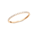 Daniel Wellington Mirelle Eternity Ring ローズゴールド 1.4mmの単体画像です。全周にホワイトキュービックジルコニアが爪留めされた細身のリングで、内側にはブランドロゴの刻印が施されています。