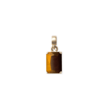 ダニエルウェリントン Tiger Eye Octagon Goldの正面画像です。ファセットカットを施したタイガーアイの天然石が、琥珀色からダークブラウンへとグラデーションのような縞模様を描き、ゴールドの爪留めでしっかりと固定されています。