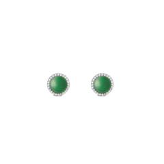 ダニエルウェリントン Audrey Earrings Jade Silverのスタッドピアス。ドーム型にカットされた鮮やかなグリーンのヒスイを、ホワイトキュービックジルコニアのヘイローが繊細に縁取ったデザインです。