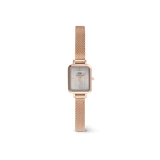 Daniel Wellington Quadro Mini Melrose Sunrayの全体像。ローズゴールドのスクエアケースにシルバーのサンレイ文字盤、細身のローズゴールドメッシュストラップをあしらったコンパクトな女性向け腕時計です。