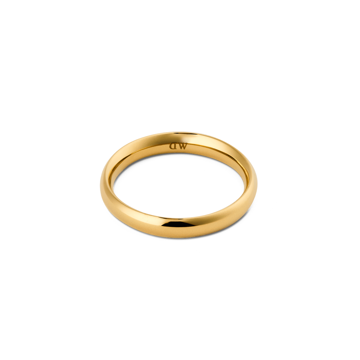 Daniel Wellington Arch Ring Gold 3.5mmをやや上から見た製品画像です。丸みを帯びたアーチ形状と鏡面ポリッシュ仕上げが特徴で、白背景に映えるゴールドの滑らかな輪郭が際立ちます。