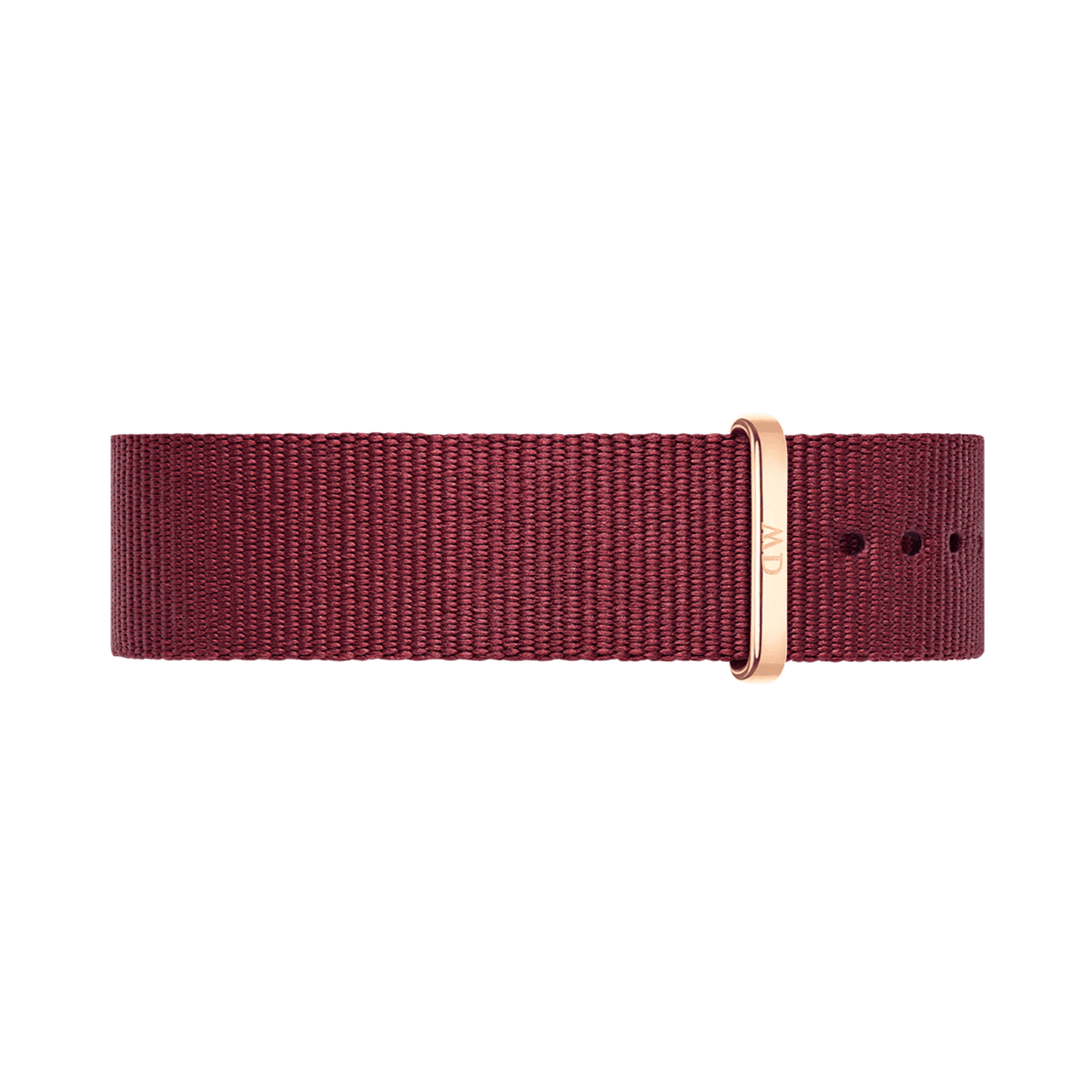 ローズレイン ストラップ ローズゴールドの中央部分をクローズアップした画像です。ルビーレッドのポリエステル生地の細やかな織り目と、ローズゴールドのキーパー、ストラップの穴部分が確認できます。