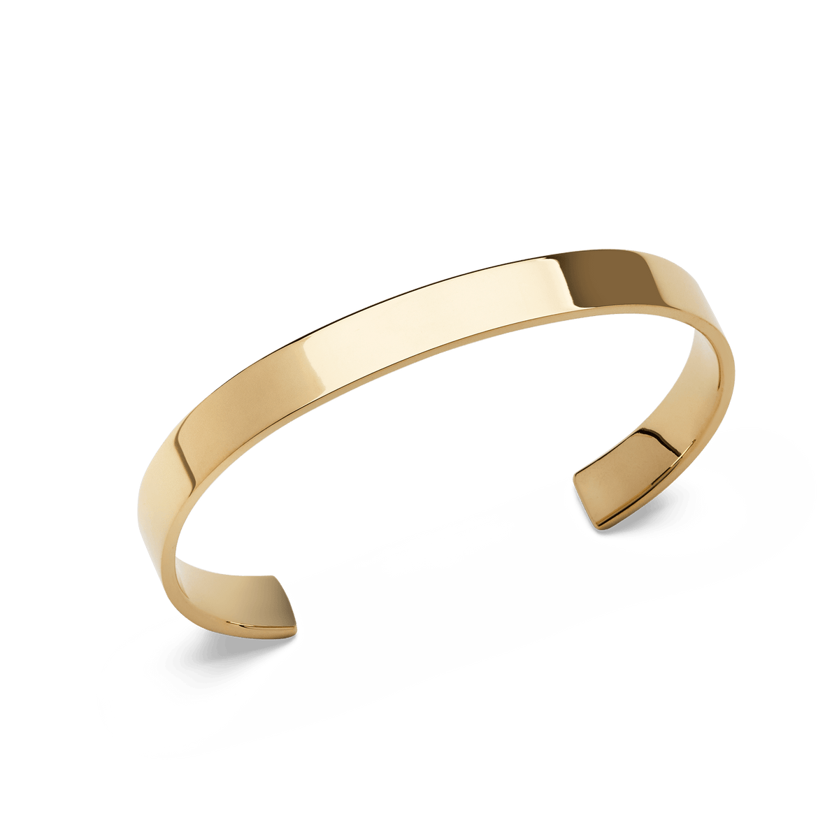 ダニエルウェリントン Line Cuff Polished Goldを斜め上から捉えたアングルの写真です。フラットなゴールドの表面に光が反射し、オープンカフの曲線や滑らかなエッジが際立っています。