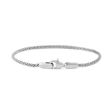 Daniel WellingtonのTide Mesh Bracelet Sterling 1.8は、シルバーメッシュのブレスレットです。細やかな編み込みチェーンとロブスタークラスプのディテールが特徴です。